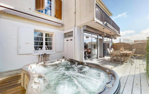 Beautiful Home In Saint-Pierre-Doléron